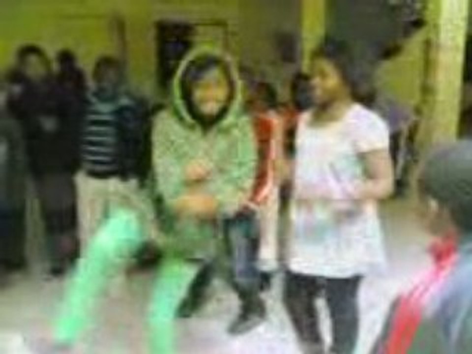 Battle coupé decalé techtonik " lol !