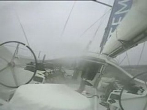 Vendée Globe - abandon de Marc Thiercelin sur DCNS