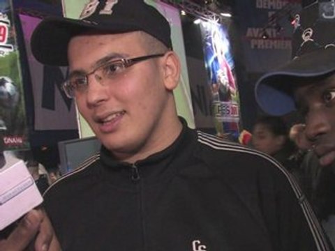 JeuxActu.com présente Parole de Geek au Micromania Game Show