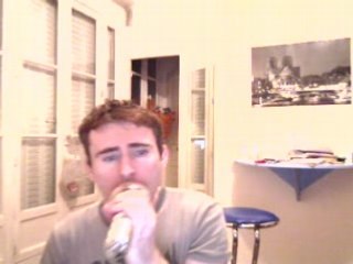 Wiwi égratigne "Ces gens là"