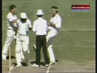 Lillee-Javed_to_DivX_clip0