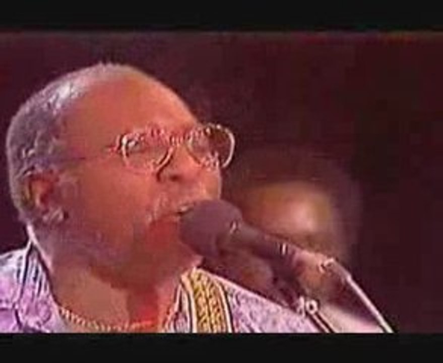 Curtis Mayfield - Move On Up (Live '87)