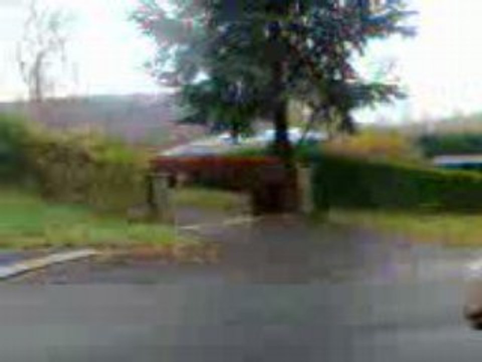 Gnet shoote dans un pavé