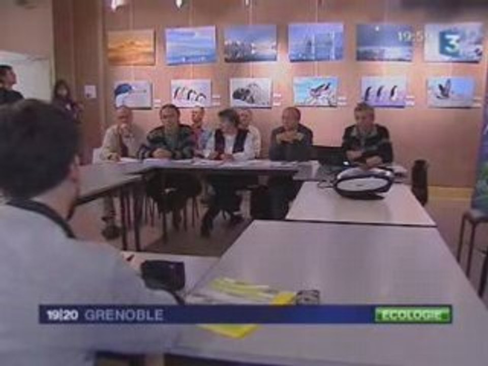 Les opposants à la Rocade taclent le président du CG38