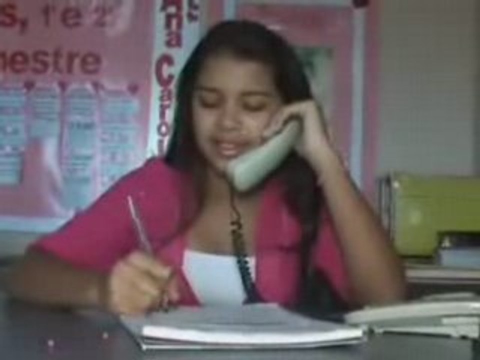 Anna Carolina Dias-assiste ao seu funk