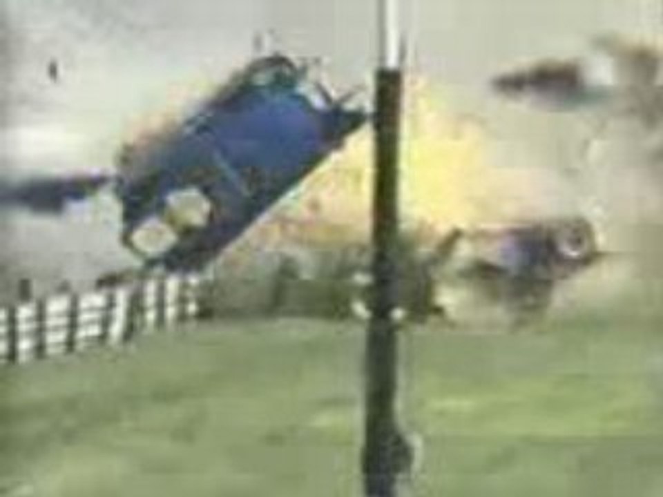 Crash voiture incroyable