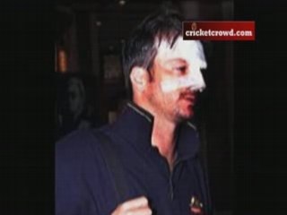 Crash Landing in Kandy_to_DivX_clip0