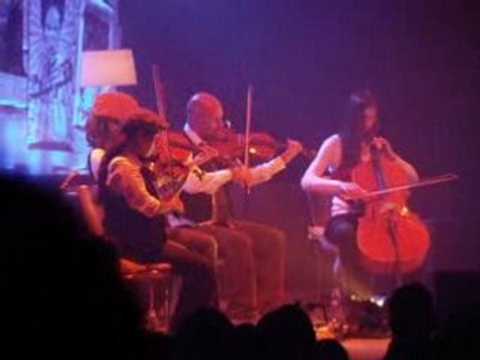 Christophe Maé-intro violons "moi j'ai pas le sou"