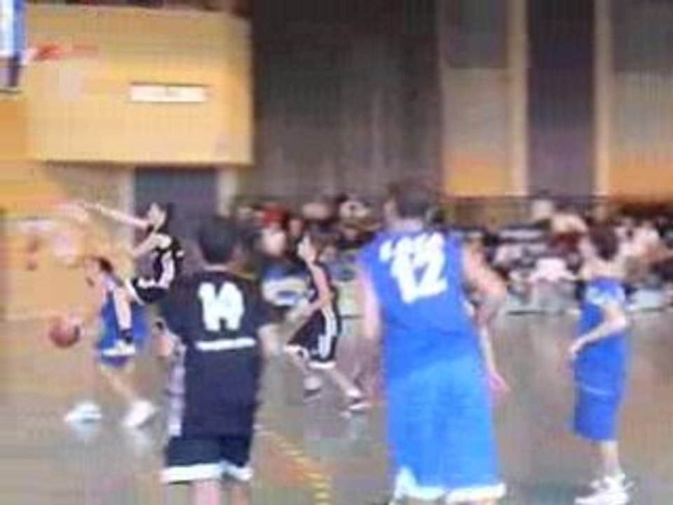 Formation Entraîneurs et Arbitres Forum 15.11.08 009