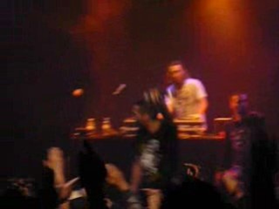 Scred Connexion Live@Chelles - BesBar - hiphop4ever