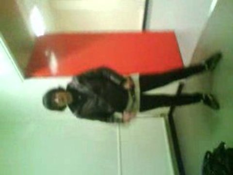 Ds les couloirs avc JU & ALEX =D