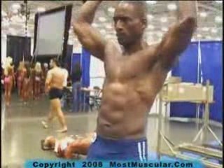 natural bodybuilders - backstage bodybuilding competition