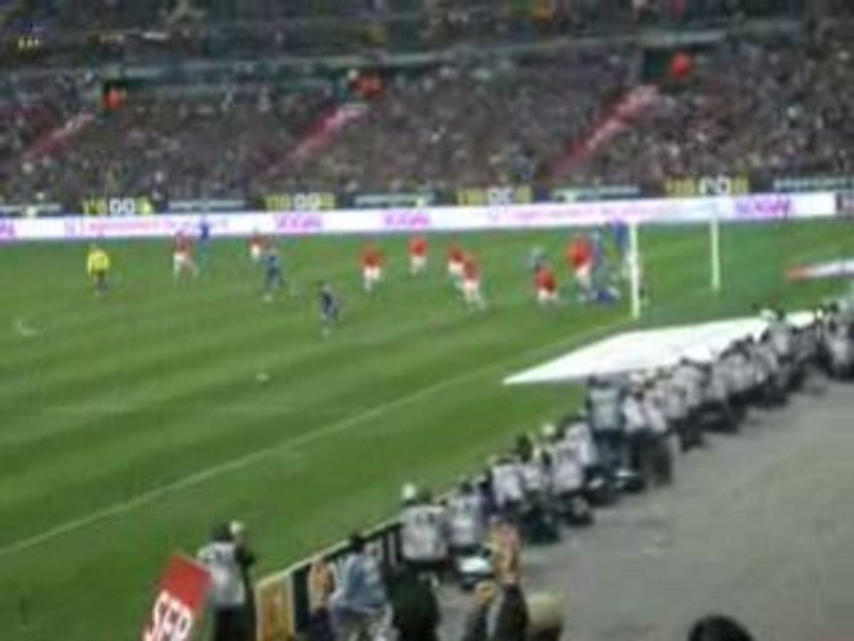 Coup franc pour la france contre l'uruguay