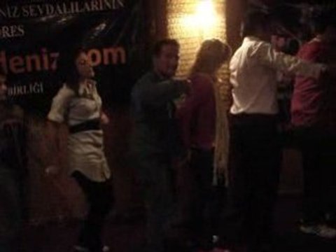 Unikaradeniz.com - 23.11.2008 Kurtulus Parki Tulum Horonu