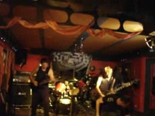 Kryzees - Run to the Hills (Iron Maiden cover)