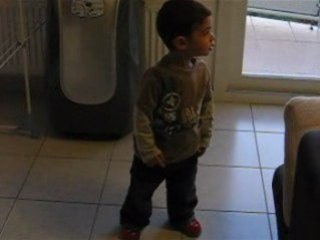 Evan 2ans danse