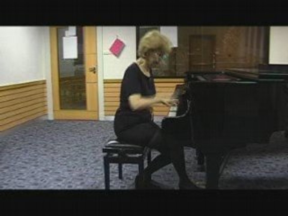 Mina Ivanova – «Love Dreams N. 3» by F. Liszt
