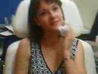 dur dur de se faire percer le nez....