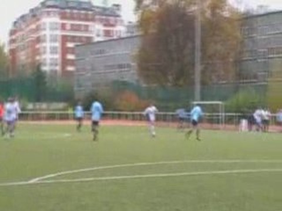 Maccabi 0-3 Vitoria em Paris