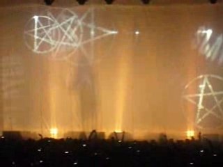 Zénith 11/11/08 : Entrée de Slayer