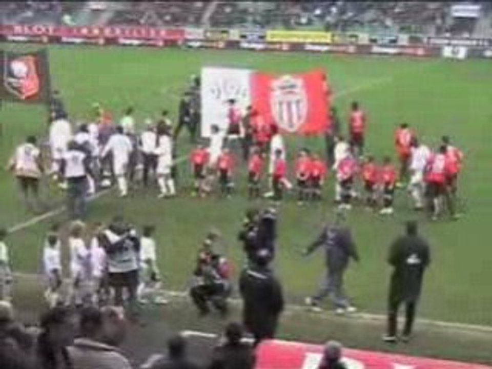 Poussins Betton au match Rennes-Monaco