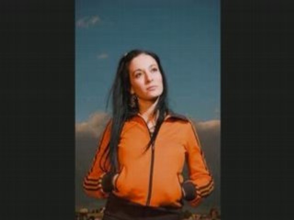 Kenza farah - peuple du monde entier