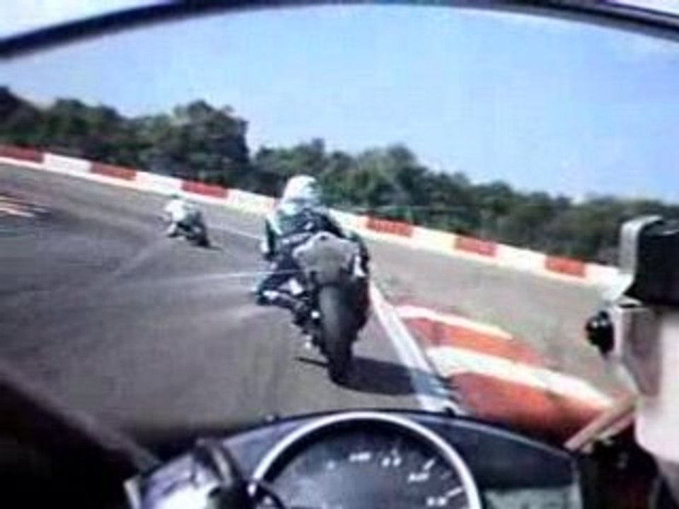 moto circuit dijon-prenois casstouteam 2008