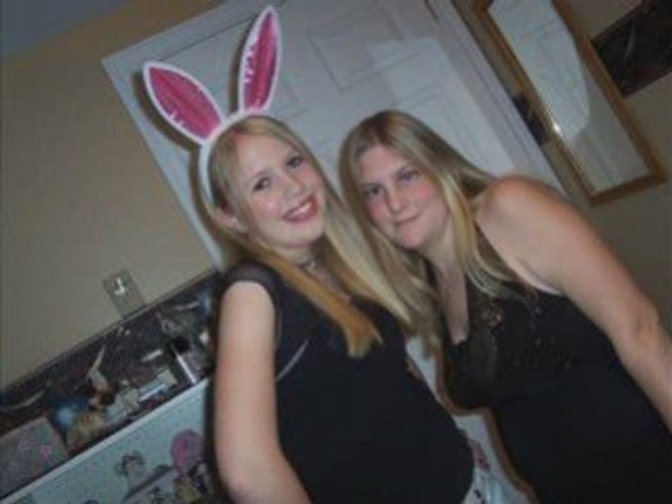 Lisa and Stephy4