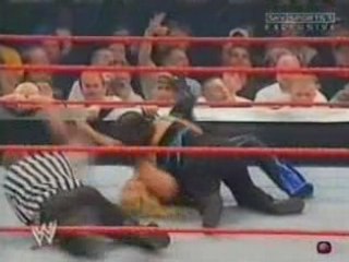 Trish Stratus vs. Molly Holly