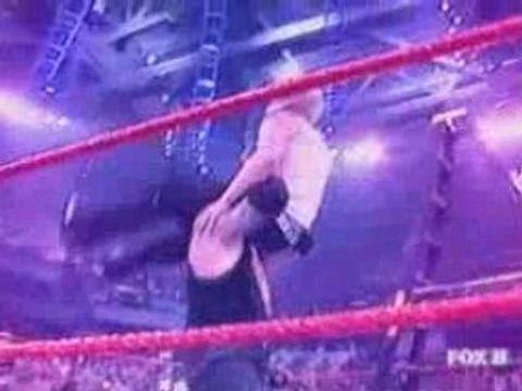 WWE - Jeff Hardy vs Undertaker Ladder Match(raw 7-4-2002)