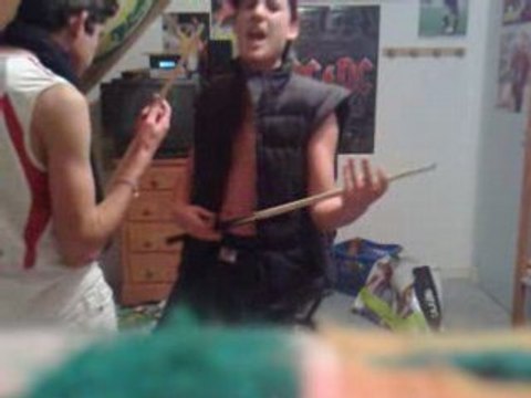 ACDC rock n roll train(version bouzairoise et quimiacaise)