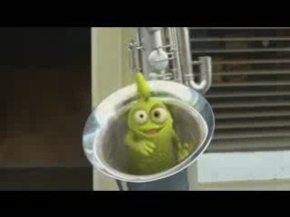 Petit extras-terrestre qui comment dire ?? bin pete de joie