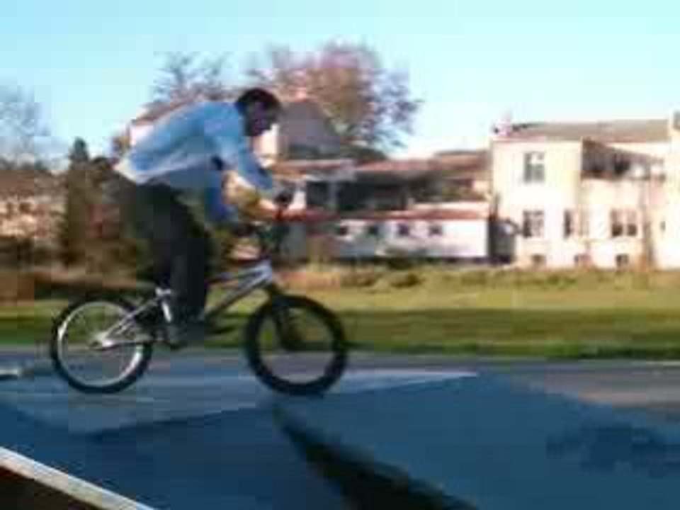 bunny 180 fakie