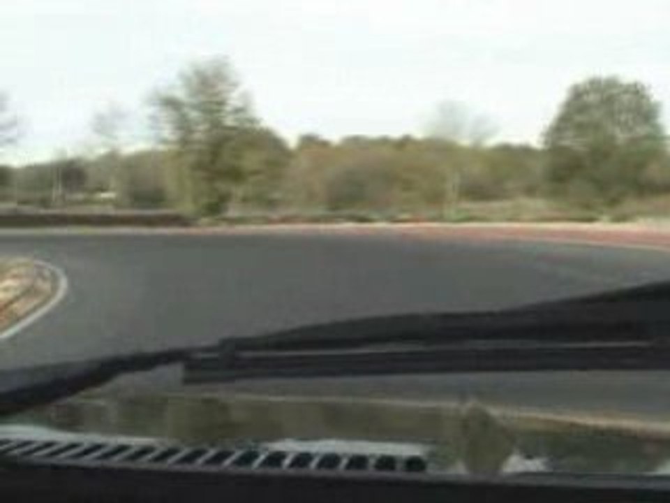 golf gti serie 1 1800 essai video 1