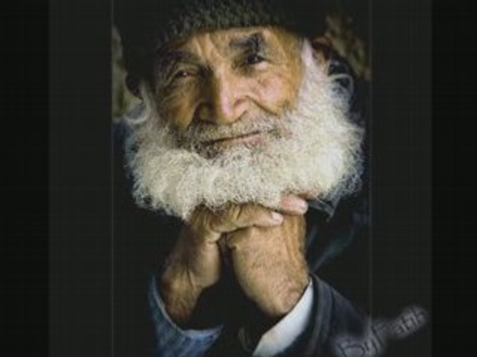 Bedirhan gökçe Bitlisli baba şiiri  (animasyon)