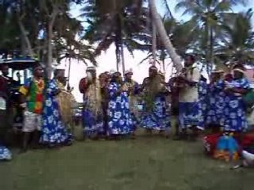 chant et danse d'accueil