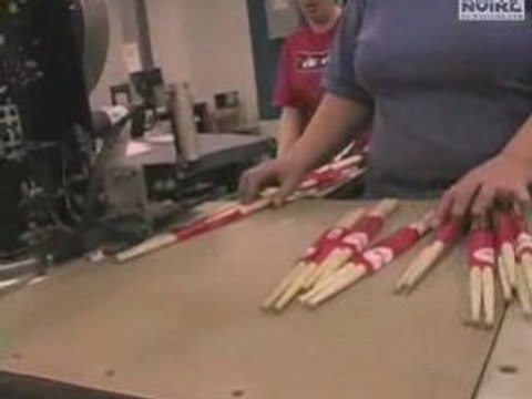 Visite d'usine de baguettes Vic Firth (La Boite Noire)