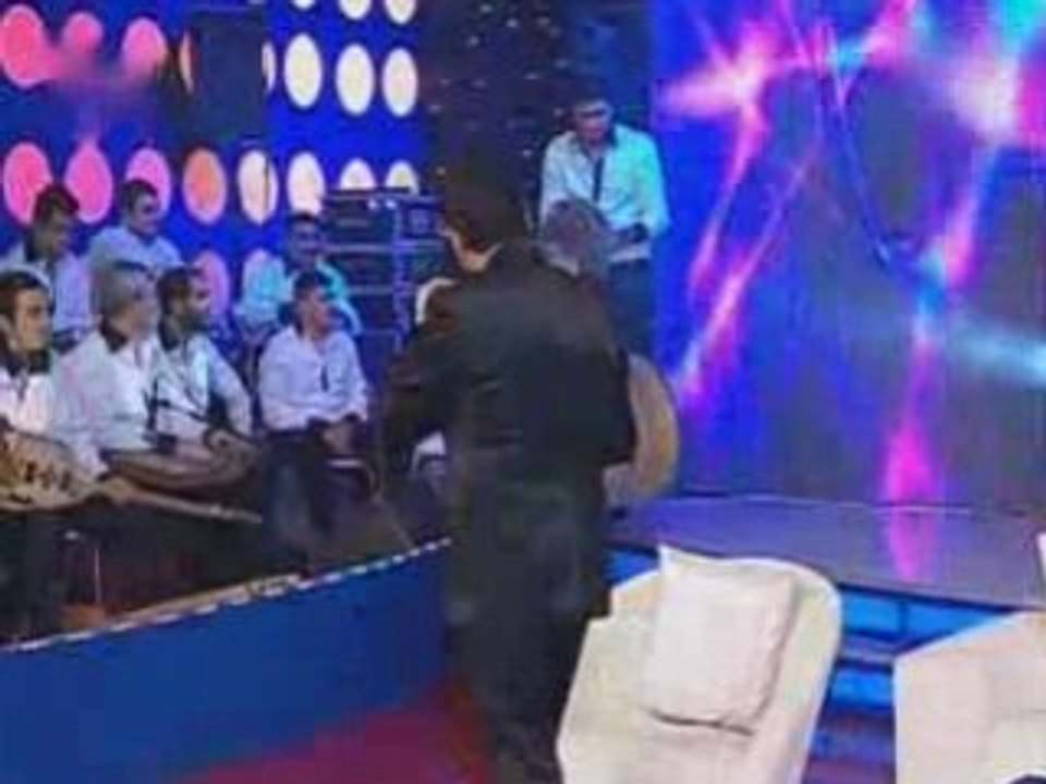 Gülben Ergen - Kandiramazsin Beni (Ibo Show / 16.11.08)