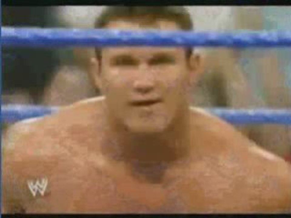 Super RKO de Randy Orton sur Rey Mystério