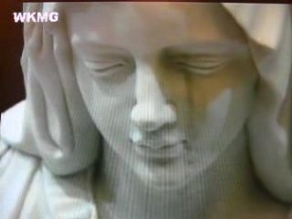 1/5 statue de la vierge marie qui pleure Floride mai 2007