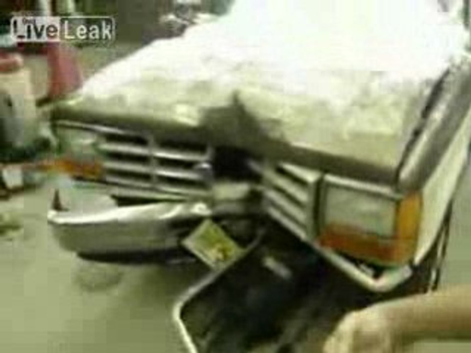 un débile en 4x4