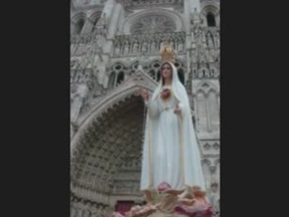 Un an d'interdiction d'église pour les Catholiques à Amiens