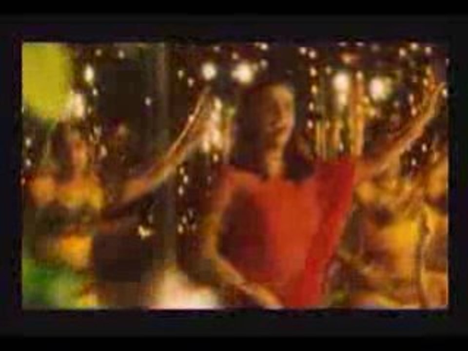 Santhitha velai song " Pen Kiliye "