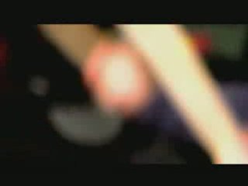 METAL TRASH ROCK video clip parodie violent