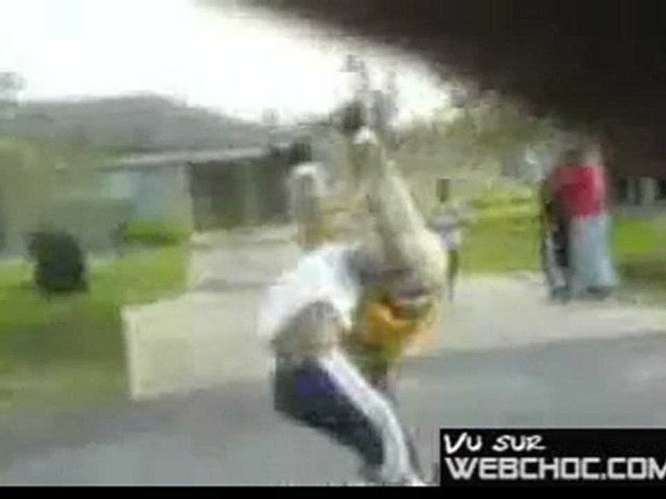 Joli combat de rue !