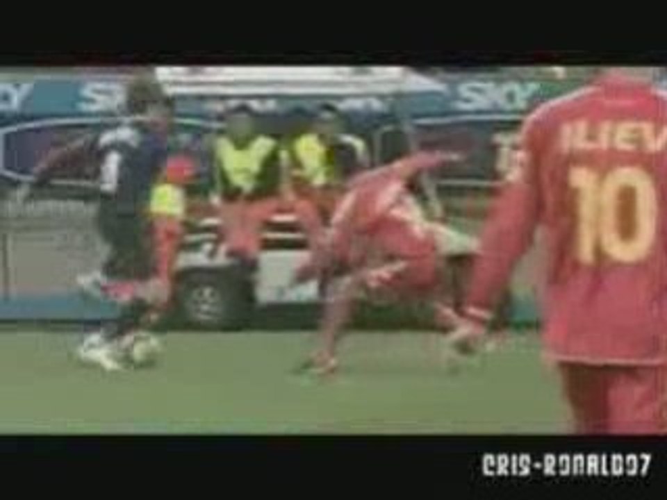 Cristiano ronaldo - freestyle battle 2008