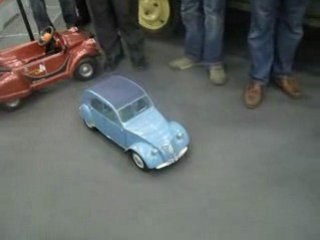 60 bougies pour la 2cv a rochetaillée 2cv  télécomandée
