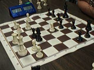 ECHECS : BEN 0 VS 1 ZITOUN (CLASSE A 2008)