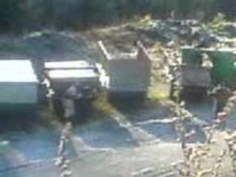 paintball -> Deathmatch dans un dépot de bennes de chantier