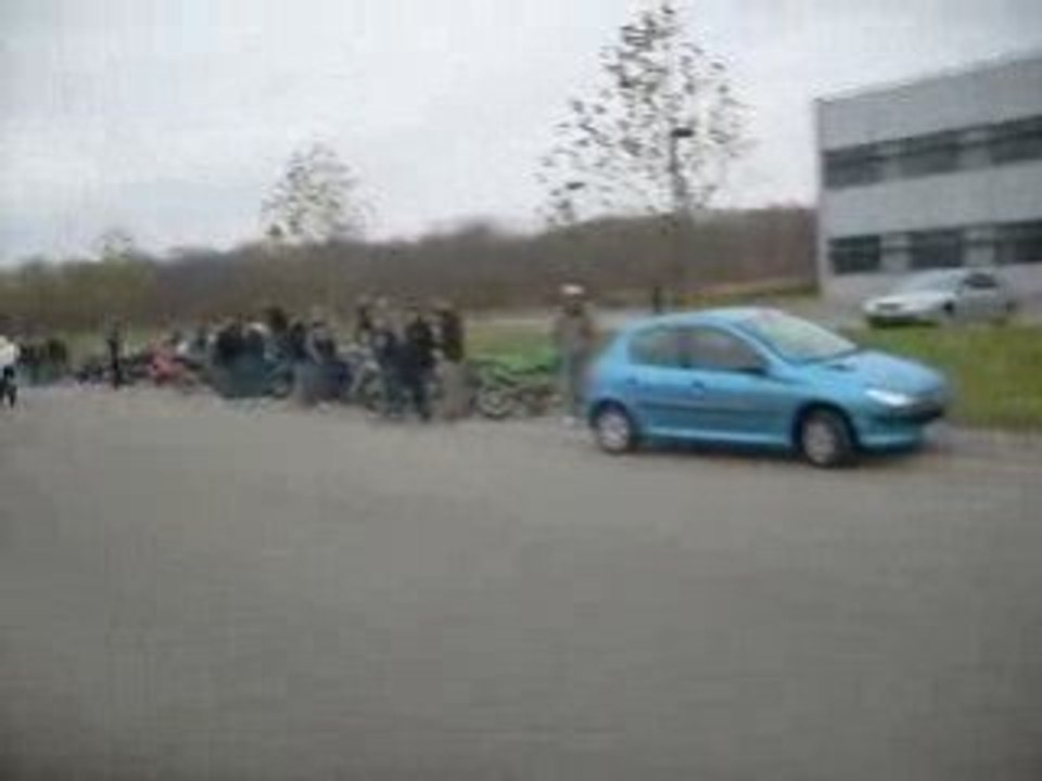 Mik vs stuntro jerem